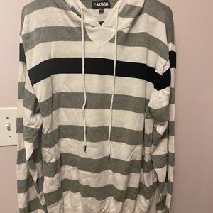 Long sleeve hooded thin sweater (men’s)